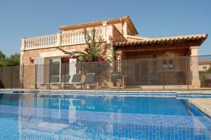 Front view of terrace